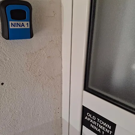 Appartement Old Town Nina 1 *